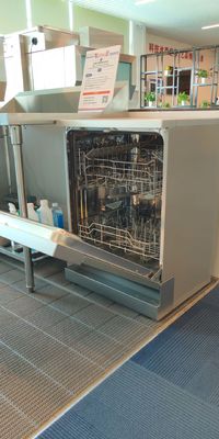Китай Вертикальная высокотемпературная машина судомойки ресторана судомойки/шкафа поставщик